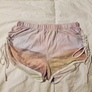 35MM Clothing Festival Scenic Short